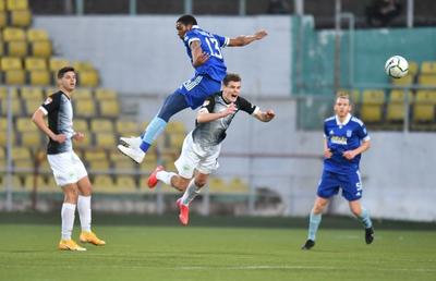 FOTO Și nemții se miră de ce e în Liga 2 din România! » Imaginea care i-a uimit pe jurnaliștii de la Kicker