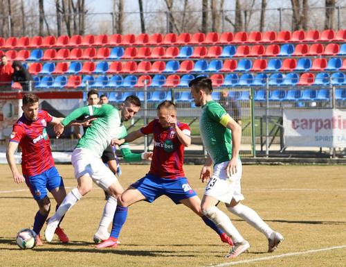 CSA Steaua se va deplasa în Bănie în pauza competițională provocată de acțiunile echipei naționale, acolo unde va susține o partidă amicală cu FCU Craiova // foto: Facebook @Steaua București