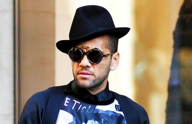 TERIFIANT! AS publică mărturia femeii agresate de Dani Alves: „Primul șoc a fost când a deschis ușa. Imediat, a încercat să mă oblige să fac sex oral”