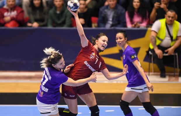 Ce și-a propus Eliza Buceschi în deplasarea istorică din Liga Campionilor: „Eu asta sper!” + ce spun bookmakerii