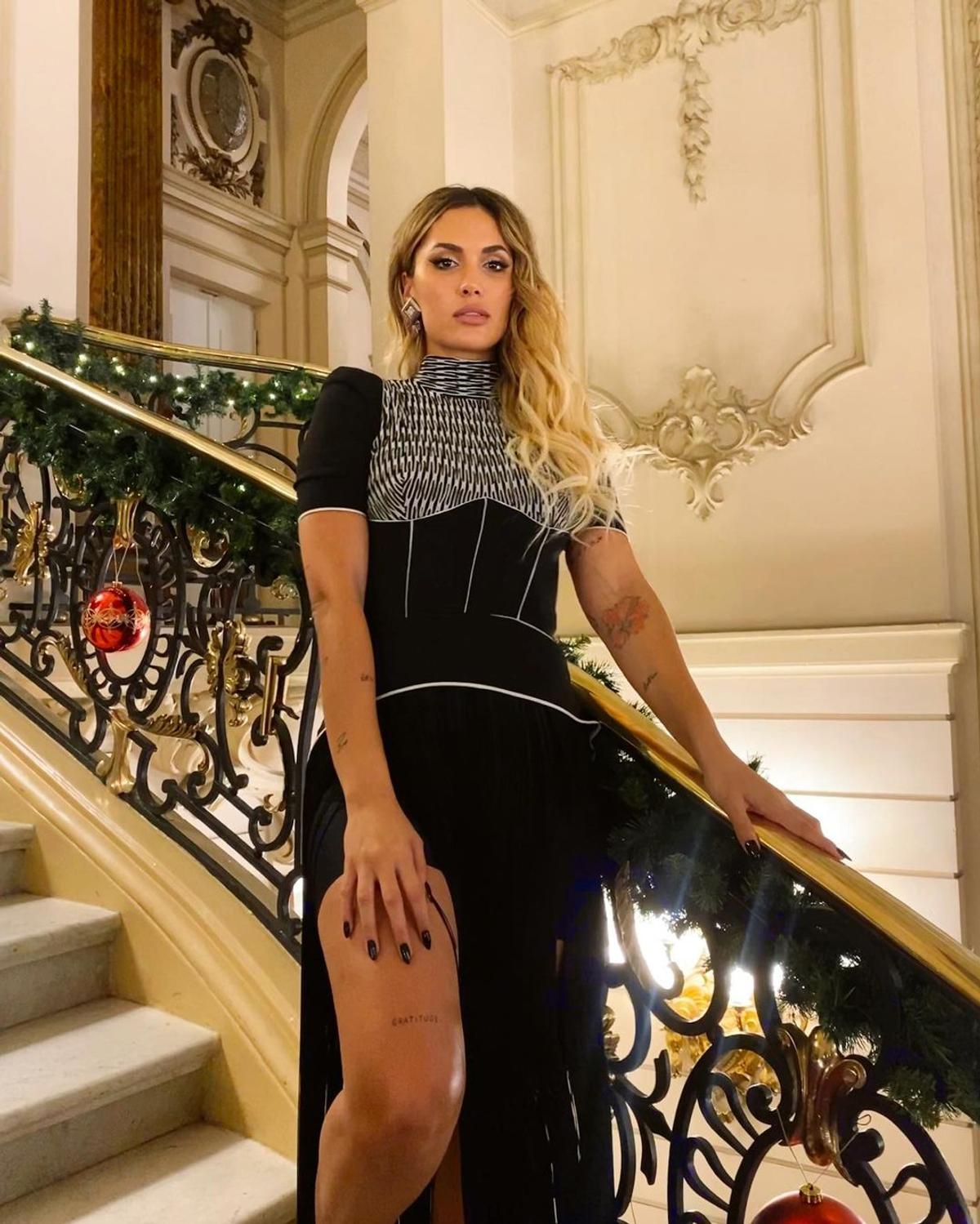 O fostă jucătoare de volei a făcut senzație pe covorul roșu, la Premiile Dial, dedicate muzicii în limba spaniolă + Soția unui jucător din Premier League a fost prezentatoare
