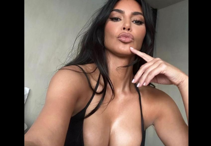 Kim Kardashian, apariție surprinzătoare la meciul Arsenal - Sporting. Foto: The Sun