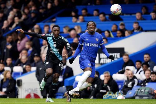 Axel Disasi (dreapta) a realizat după ce a pasat că mingea sa va ajunge în propria poartă