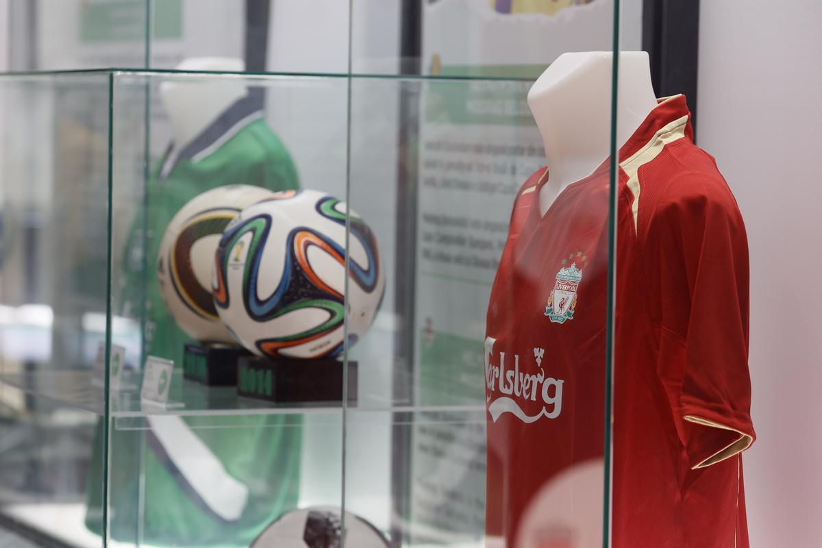 Legendarul jucător al lui Liverpool și-a spus părerea despre Radu Drăgușin: „Premier League e cel mai tare campionat din lume, cine ajunge acolo își merită locul”