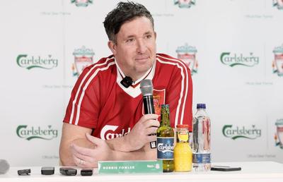 Marele Robbie Fowler, dialog deschis la Muzeul Fotbalului din București » Umor britanic: „Poate e cea mai tare poreclă din fotbal!”
