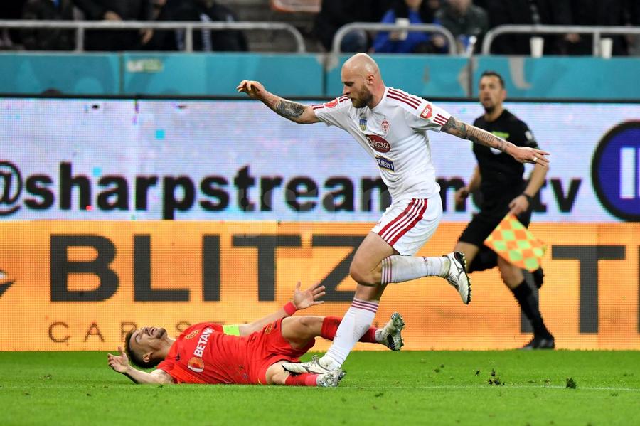 FCSB - Sepsi OSK 2-1 » SE7EN! FCSB se duce la 7 puncte în fruntea Superligii și își liniștește urmăritoarele. Clasamentul actualizat