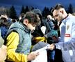 „Zidul galben”, din nou lângă jucătorii României » Apariție surpriză a unui jucător lângă sute de fani care au venit la antrenamentul „naționalei”
