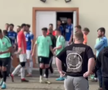 Incident șocant în Sibiu! Un fotbalist a fost CĂLCAT pe cap și umplut de sânge de suporterii și jucătorii adverși: „Am depus plângere penală”