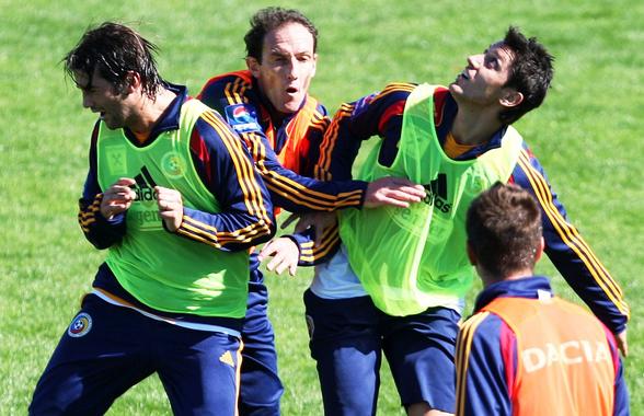 Un vârf legendar al naționalei României intervine în controversa Louis Munteanu: „Știți ce-mi povestea Chivu despre Mourinho și Ibrahimovic?”