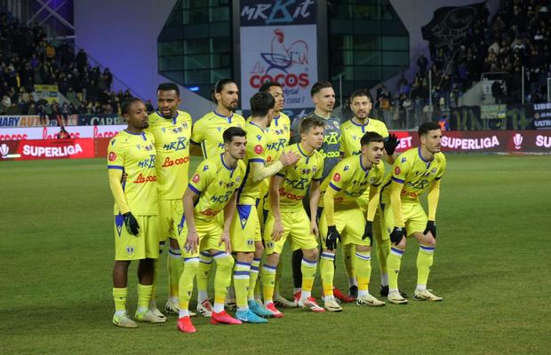 Petrolul numește MÂINE noul antrenor, după plecarea lui Mutu: „Am bătut palma”