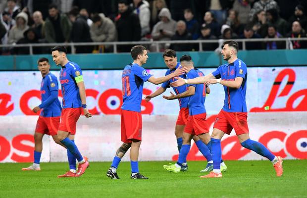 Patronul de la FCSB, fermecat de un jucător: „E de Real Madrid, de Barcelona” + Pe cine scoate din echipa de start: „O să aibă probleme”