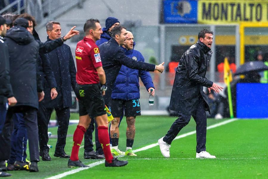Cristi Chivu a fost eliminat la Inter - Atalanta/ foto Imago Images Transformarea lui Chivu după înfrângerea în derby: „A schimbat în cel mai greu moment al sezonului la Inter!”