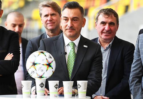 Ilie Dumitrescu, alături de Florin Răducioiu și Gică Hagi, foto: Imago
