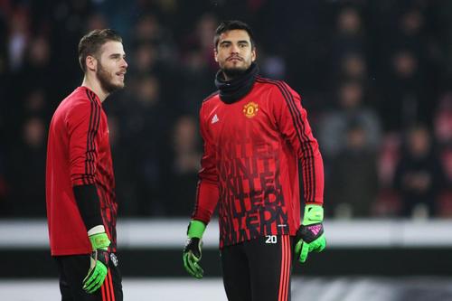 Sergio Romero (dreapta) // FOTO: Imago Images