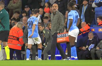 Fază incredibilă în City - Real Madrid » A vrut să-l păcălească pe arbitru, dar a fost eliminat