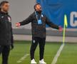 CS Universitatea Craiova a ajuns la 3 meciuri consecutive fără gol marcat în Liga 1 și poate pierde contactul cu rivalelor FCSB și CFR Cluj. Grecul Ouzounidis crede că jucătorii pe care îi pregătește au probleme de încredere.