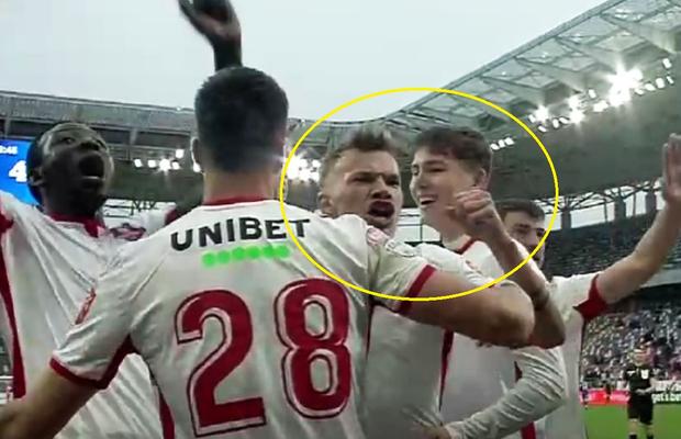 Fotbalistul trimis de FCSB în Liga 2 s-a descătușat în fața Peluzei Sud, la CSA Steaua - Hermannstadt 1-4