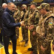14 jucători şi antrenori ai echipei Prikarpattia s-au înrolat în armata ucraineană //foto: Facebook @Andrii Pavelko