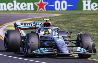 Un fost campion mondial e convins: „Hamilton se va gândi să plece de la Mercedes”