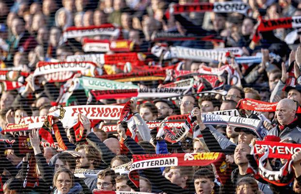 Ultrașii lui Feyenoord amenință cu distrugeri, deși au interzis să calce în Roma: „Aveți grijă la fântânile voastre!”