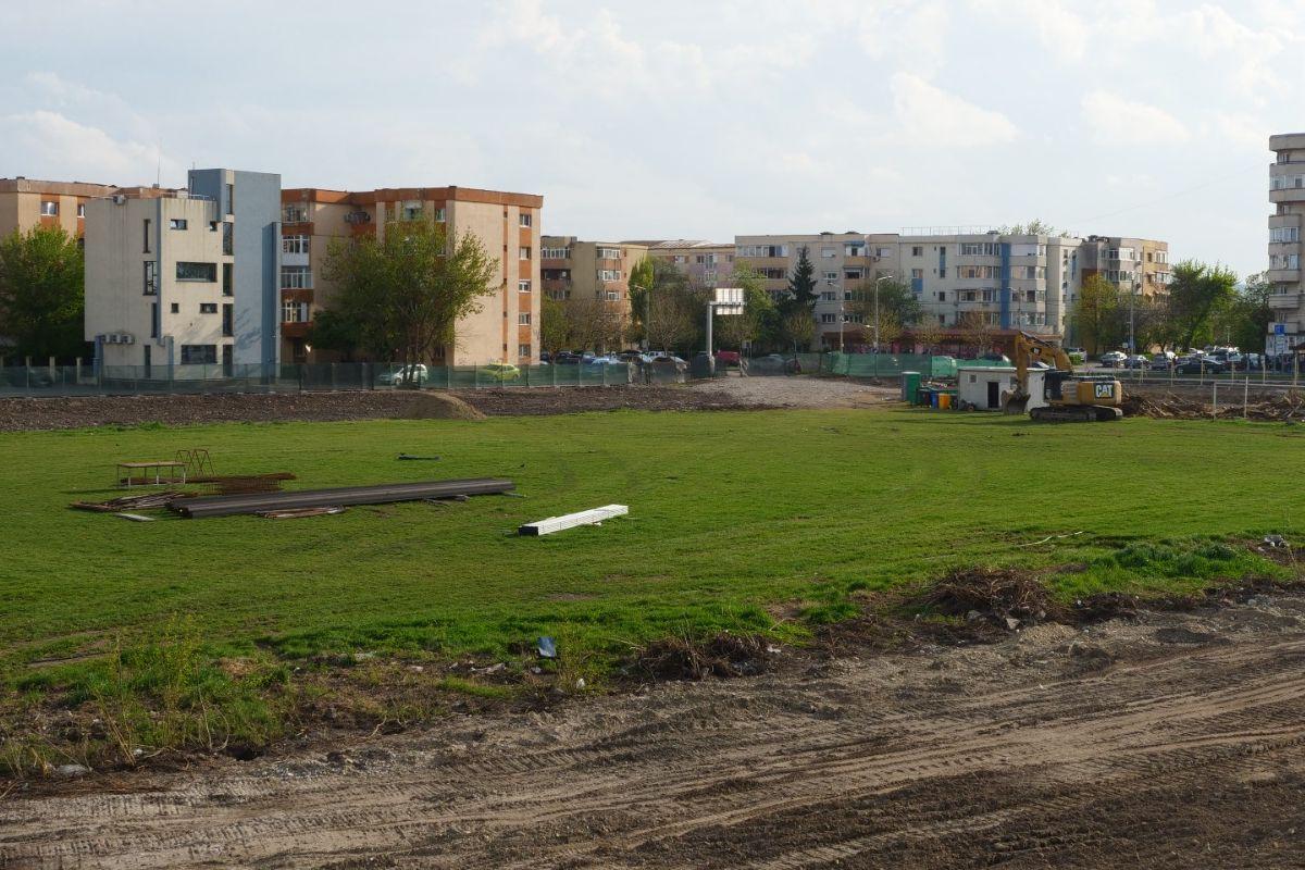 Stadionul pe care s-a născut „Campioana unei mari iubiri” e la pământ » Imaginile venite de la reporterii GSP