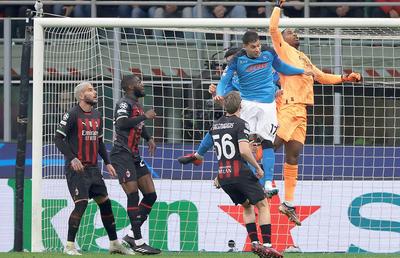 A început războiul! Ultrașii lui Napoli, atac oribil la adresa unui jucător al Milanului, înaintea returului din Liga Campionilor