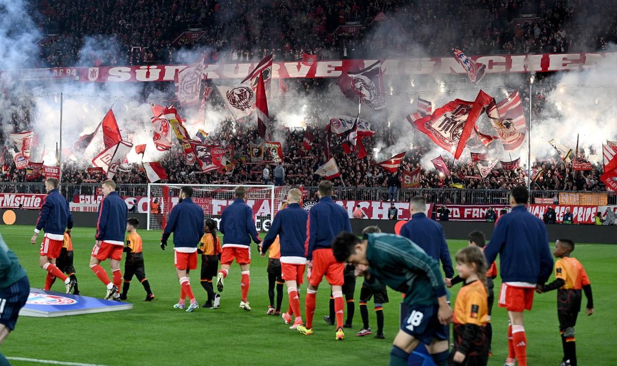 Atmosfera de la Bayern Munchen - Arsenak