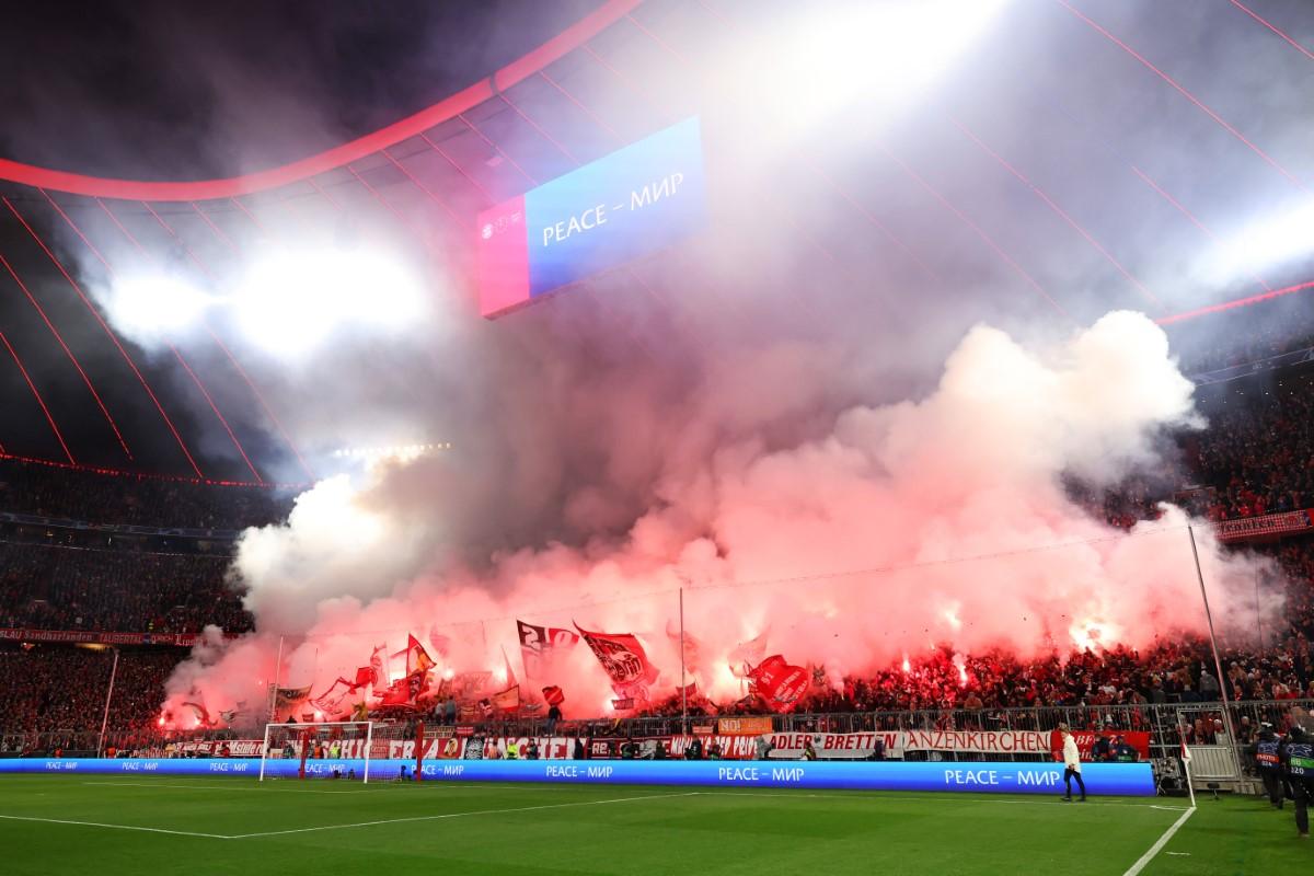 Atmosfera de la Bayern Munchen - Arsenak
