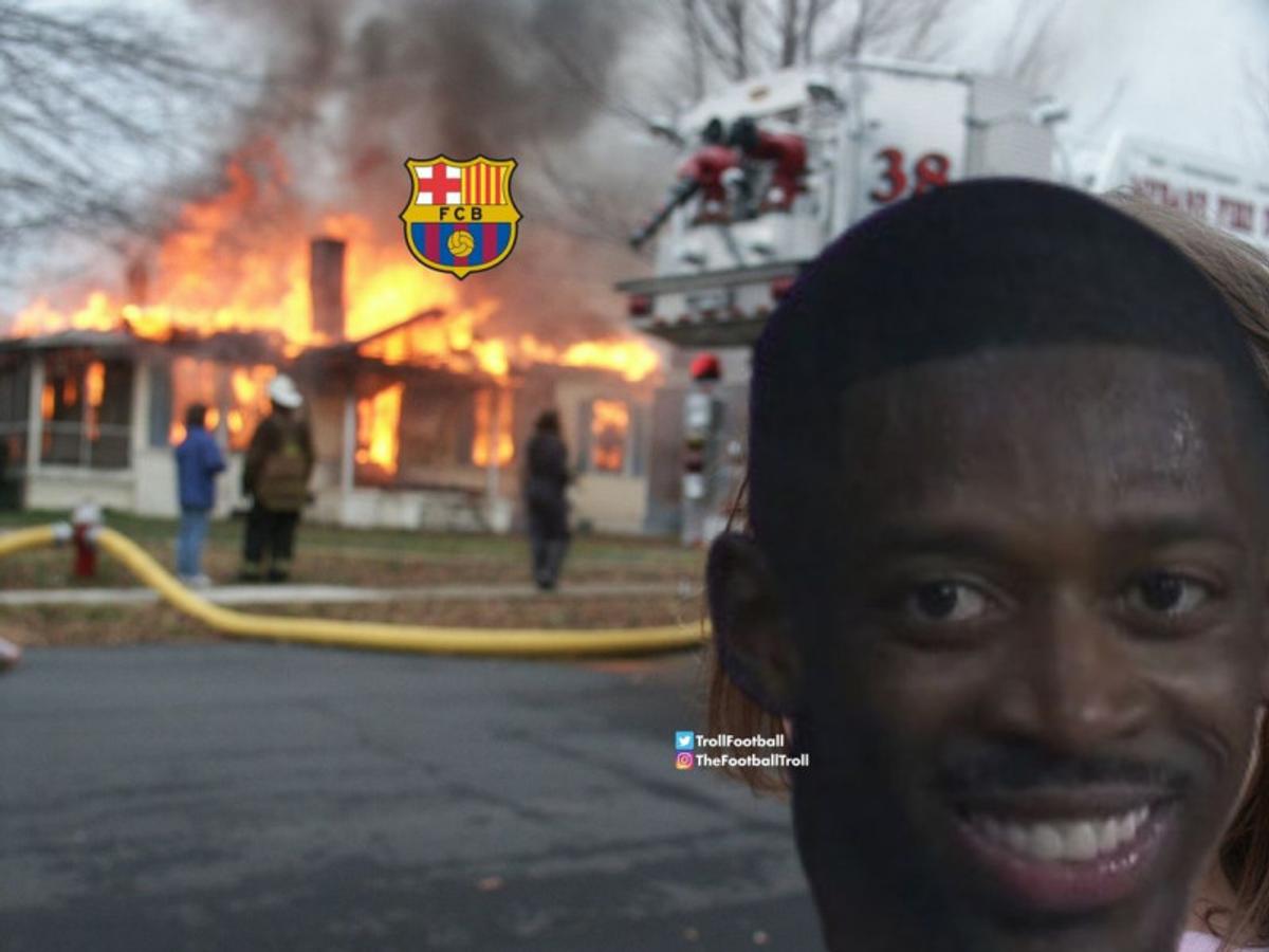 Barcelona, ținta glumelor pe internet după eliminarea din Champions League » Istvan Kovacs, subiect de meme-uri