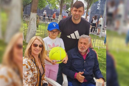 Raul Rusescu la Țiriac Open 2024, alături de fiica lui, Ilie Năstase și Nadia Comăneci