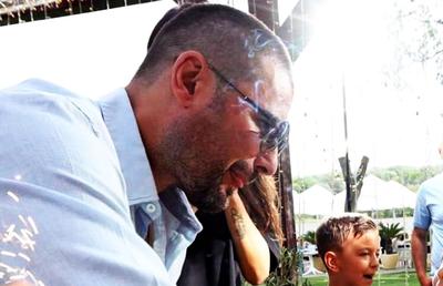 Ca la 25 de ani » Adrian Mutu, prima apariție fără șapcă după implantul de păr