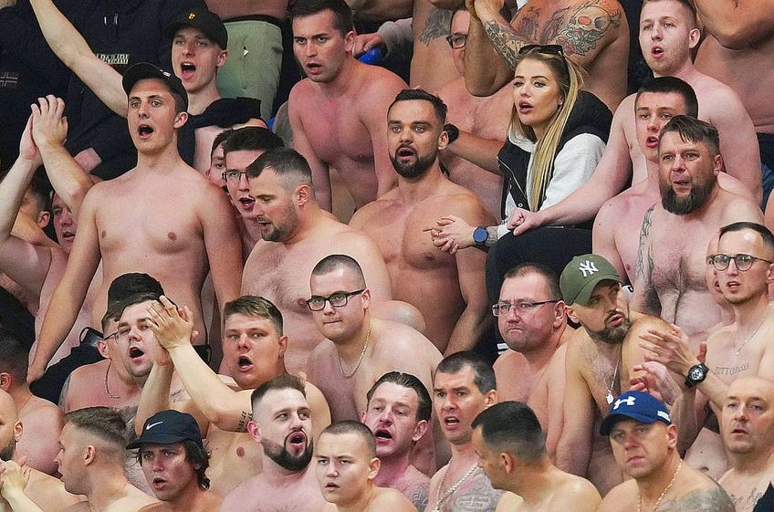 Sprijin la bustul gol în Chelsea - Legia! / foto: Imago