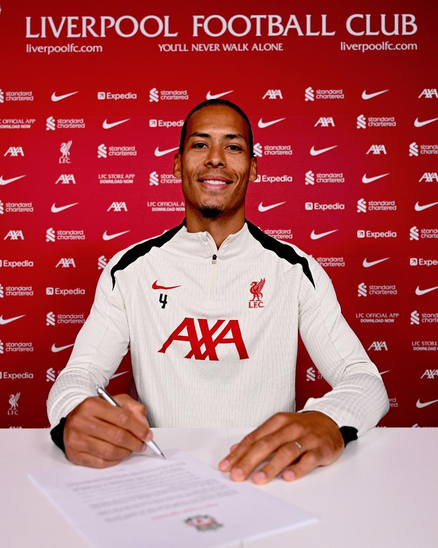 E oficial! Virgil van Dijk a semnat » Toate detaliile noului angajament + prima reacție a fundașului