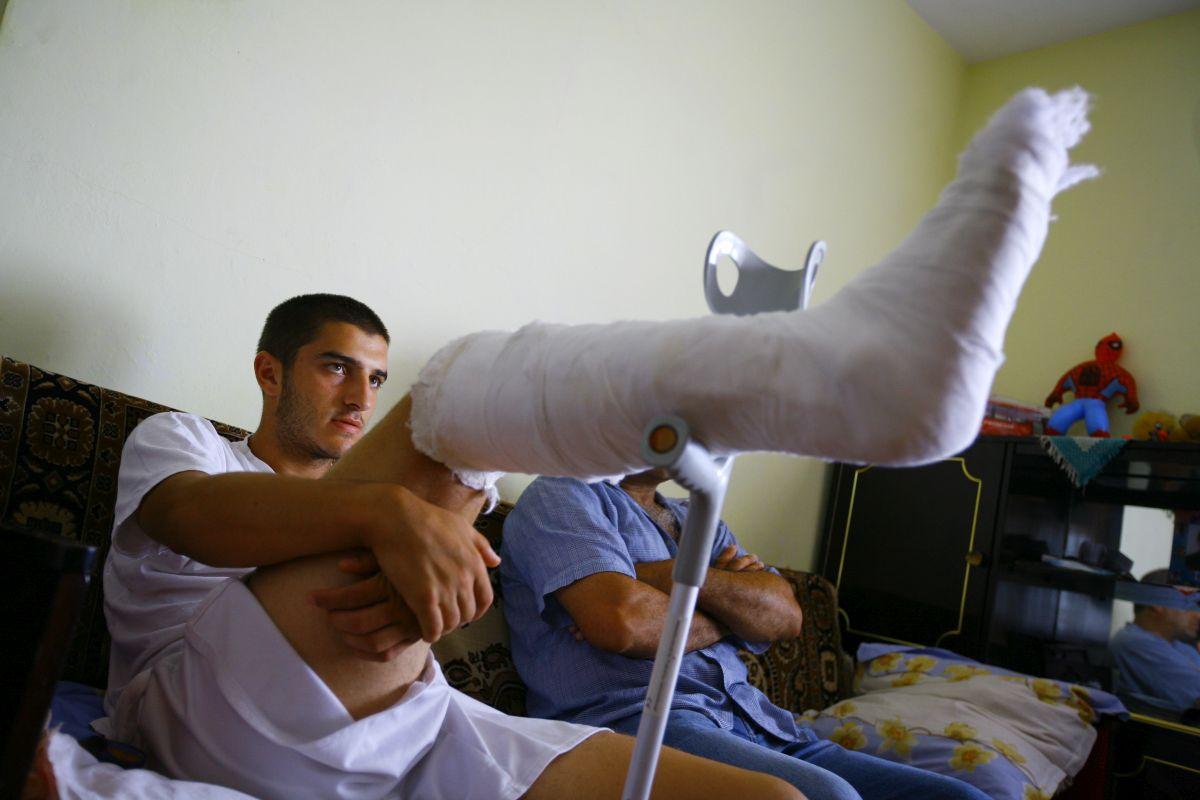 Monel Cârstoiu - imagini cu fostul mijlocaș al Argeșului, accidentat grav de Alex Pițurcă în 2008