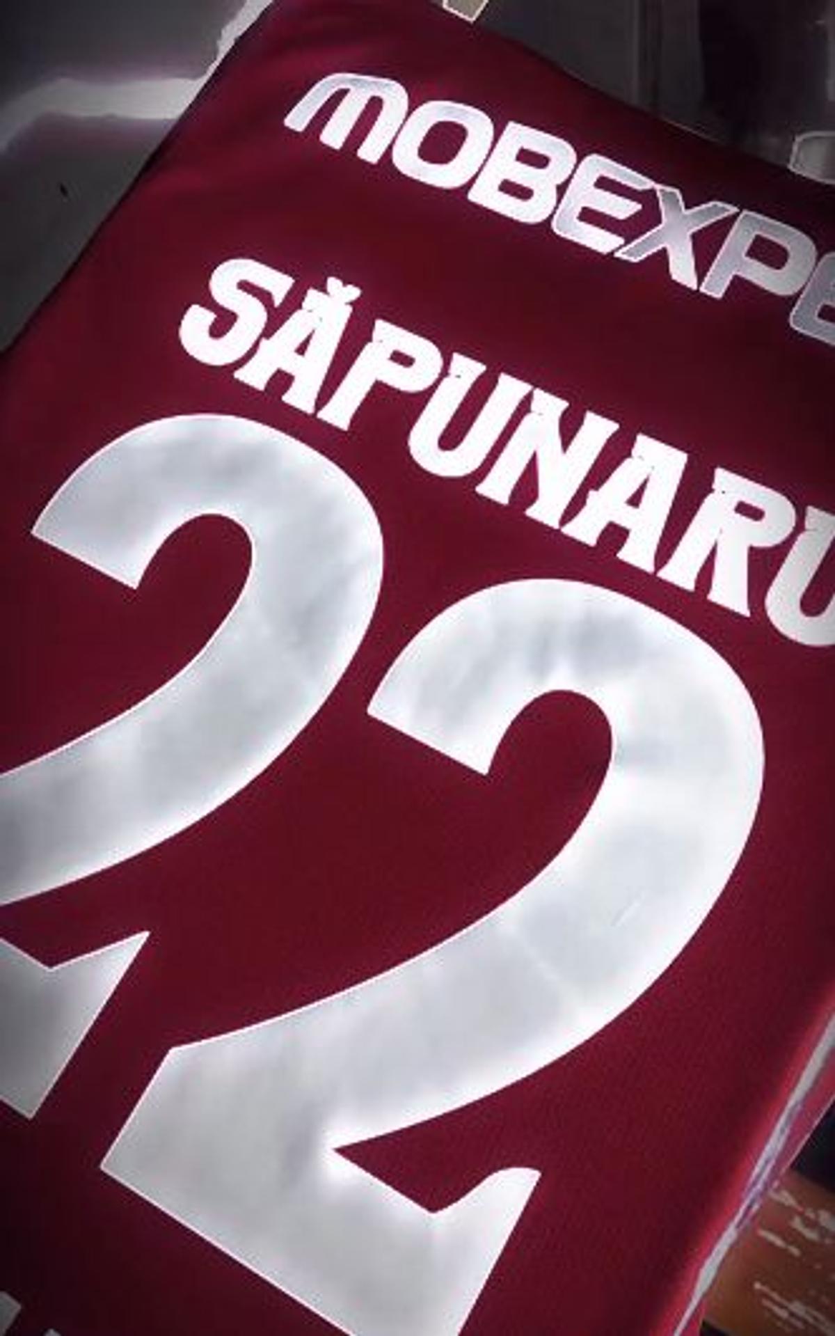 Rapidiștii lovesc din nou: gafă pe tricoul cu care îi ademenesc pe fani la stadion!
