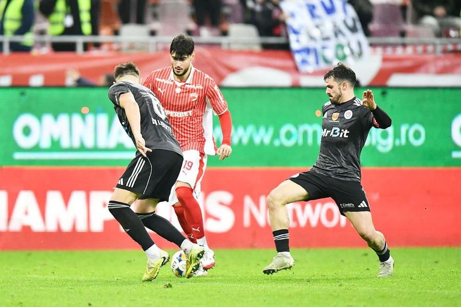 Adrian Mazilu, în centru Două lovituri pentru Dinamo în perspectiva derby-ului cu Universitatea Craiova!