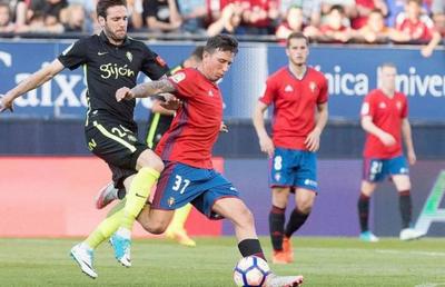 Un fotbalist din România a rămas fără 40.000 de euro, după ce i-a fost clonat cardul!