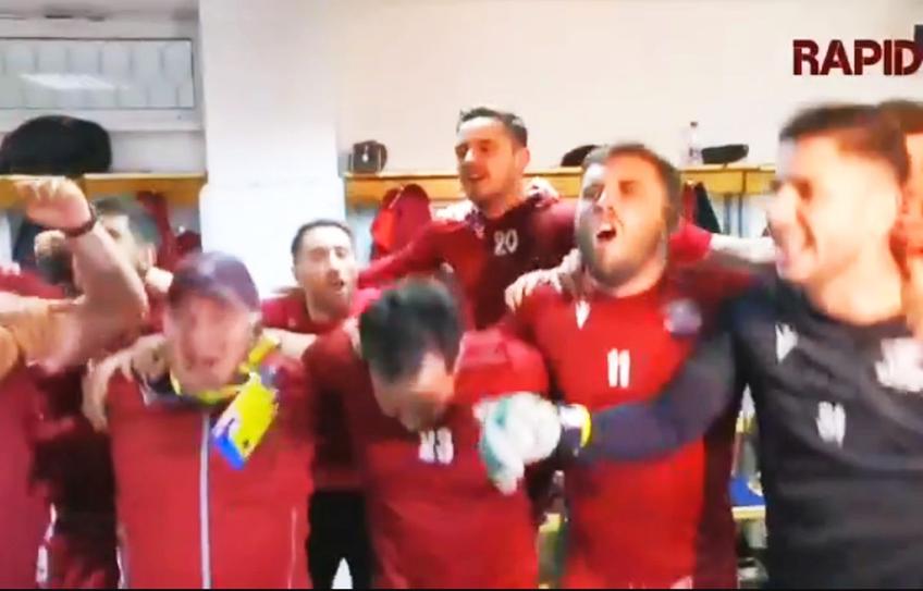 Rapid a promovat matematic în Liga 1! Fotbaliștii giuleșteni au declanșat sărbătoare în vestiar, chiar înaintea disputei cu FC U Craiova 1948.