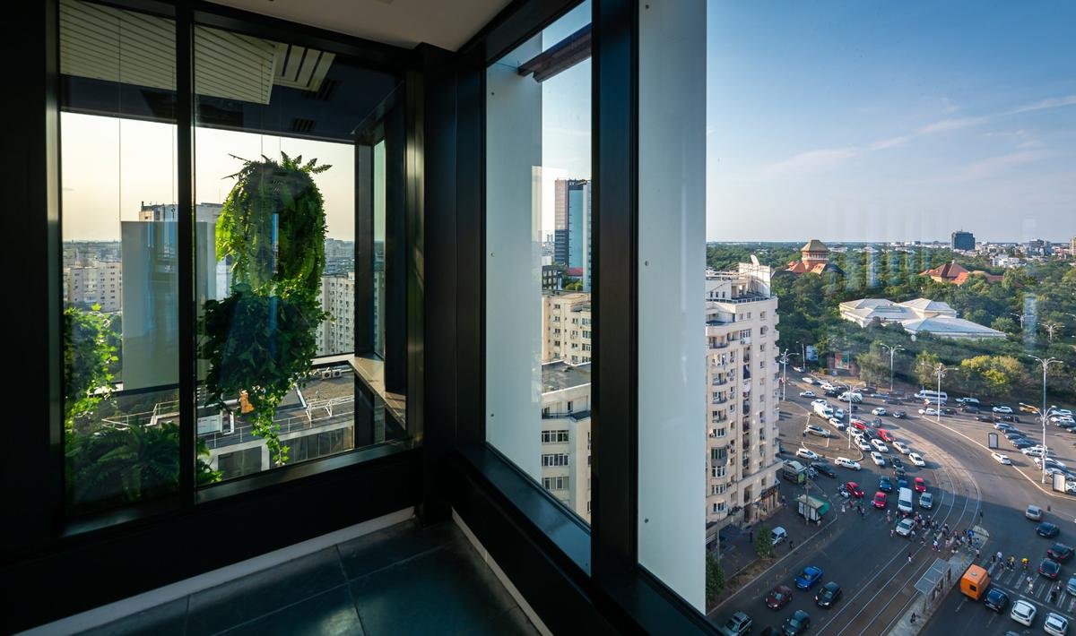 Tiriac Tower - București