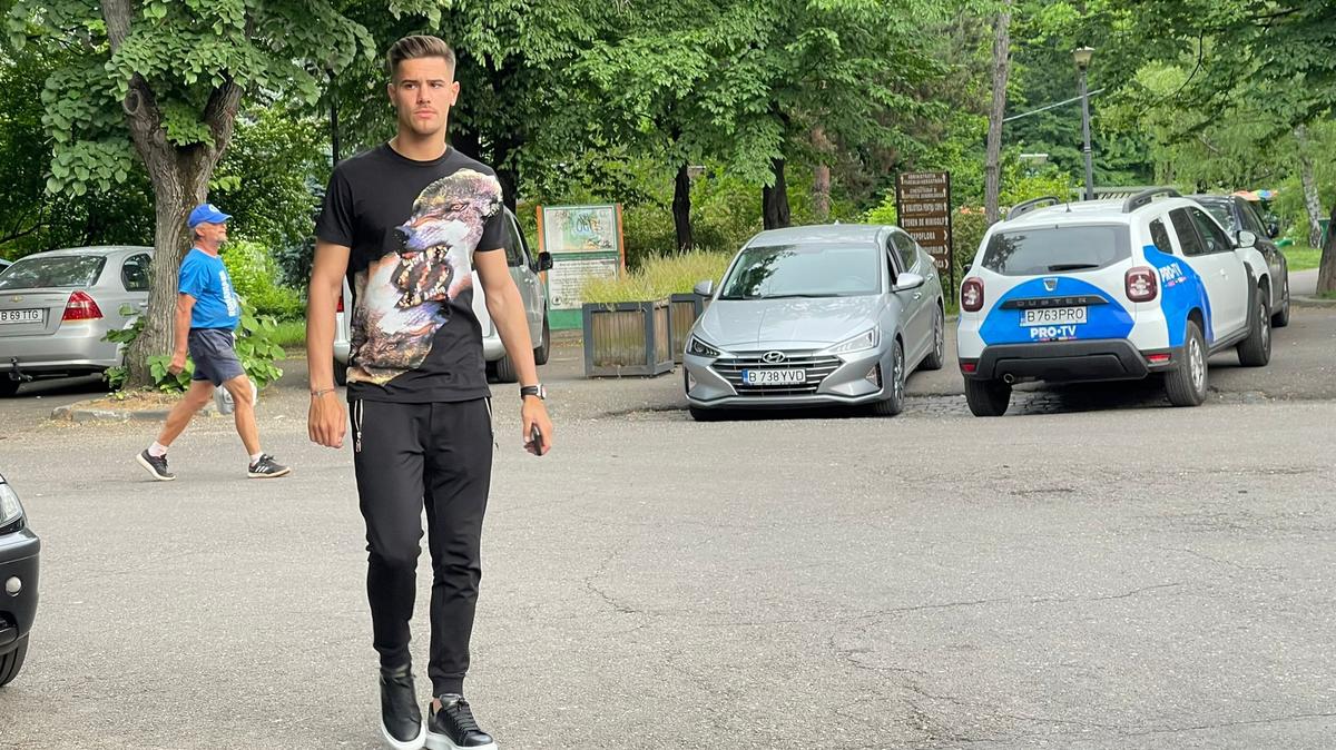 Dinamoviștii au ajuns în Herăstrău la dineul plătit de Nicu Badea, omul care le-a interzis folosirea siglei! » Apariție spectaculoasă a lui Torje