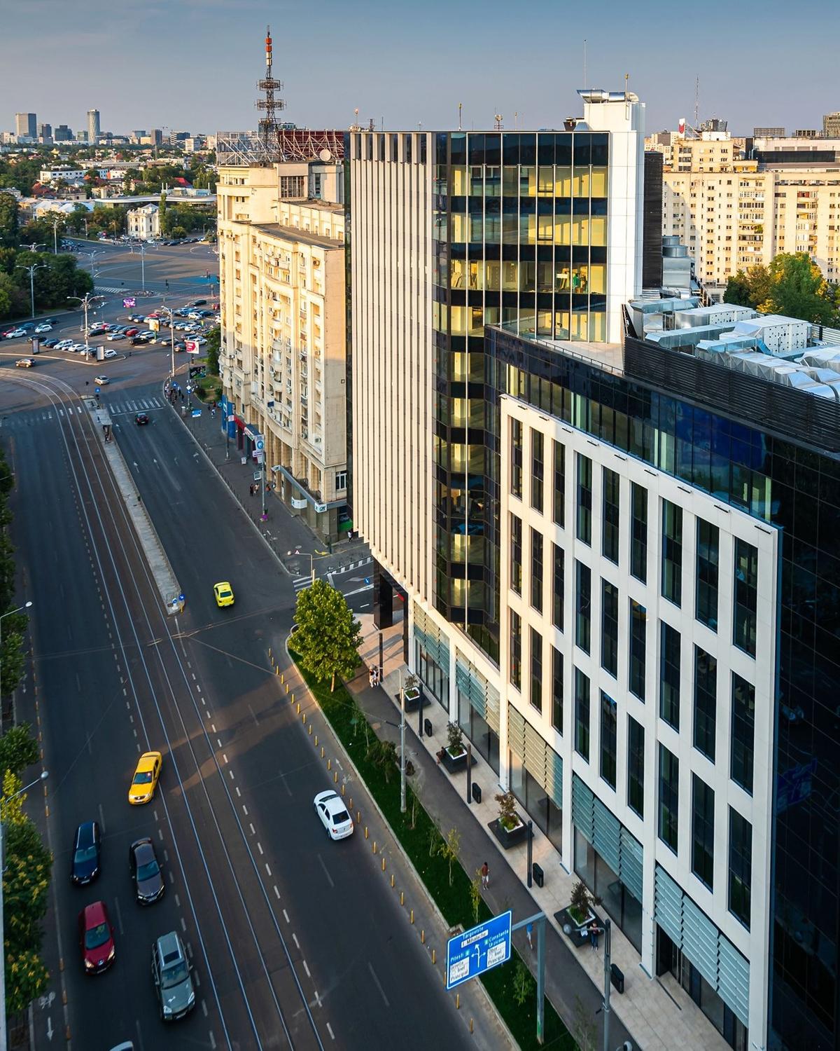 Ion Țiriac și-a prezentat azi investiția de 30 de milioane de euro de lângă Guvern » Are în plan să aloce 100-150 de milioane la Otopeni