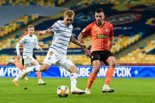 Sezonul 2022/2023 al primei ligi de fotbal din Ucraina s-ar putea desfășura pe teritoriul Turciei. Informația a fost dezvăluită de Valery Peresoliak, președintele celor de la FC Minaj.