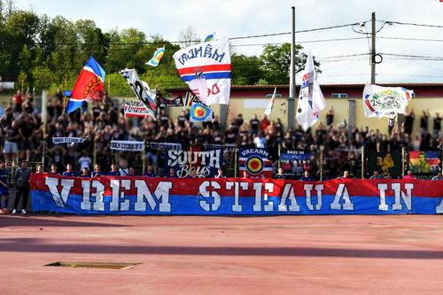 Ultrașii Stelei îi vor pe „militari” în prima ligă / Sursă foto: AS 47