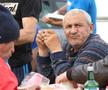 Talpan, rezolv-o p-asta! Doi antrenori s-au certat și fiecare și-a înființat echipa lui: „Jandarmeria a venit doar ca să nu li se urce băutura la cap”