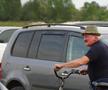 Talpan, rezolv-o p-asta! Doi antrenori s-au certat și fiecare și-a înființat echipa lui: „Jandarmeria a venit doar ca să nu li se urce băutura la cap”