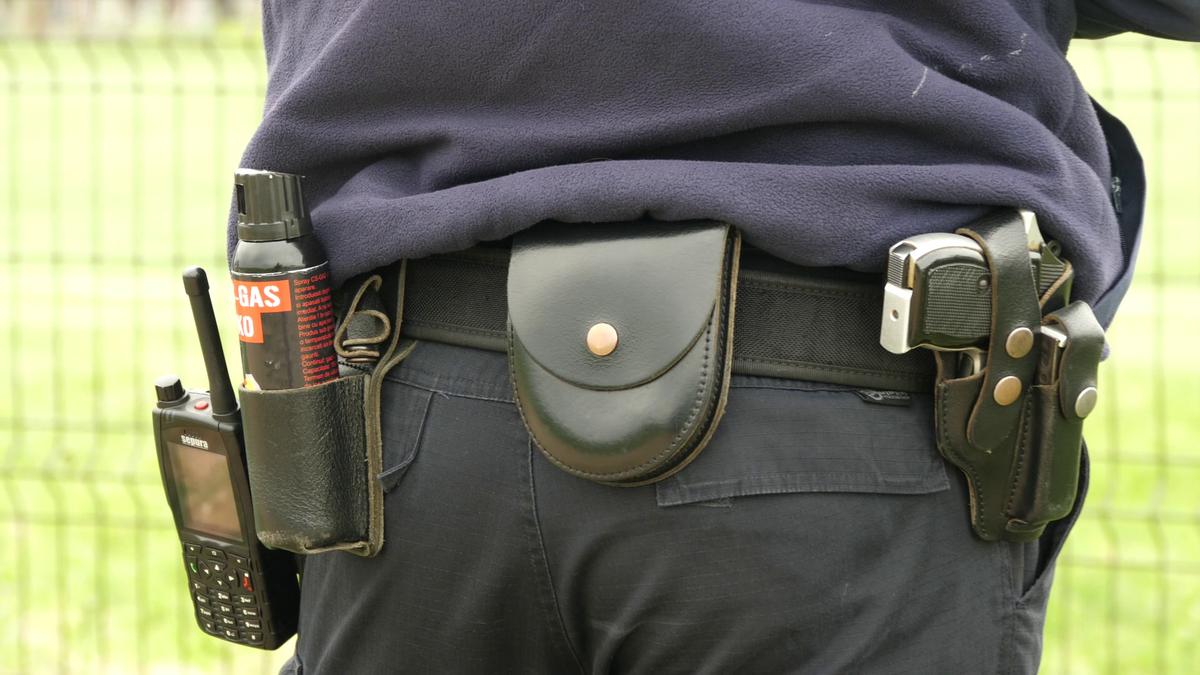 Talpan, rezolv-o p-asta! Doi antrenori s-au certat și fiecare și-a înființat echipa lui: „Jandarmeria a venit doar ca să nu li se urce băutura la cap”