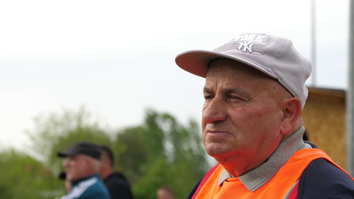 Talpan, rezolv-o p-asta! Doi antrenori s-au certat și fiecare și-a înființat echipa lui: „Jandarmeria a venit doar ca să nu li se urce băutura la cap”