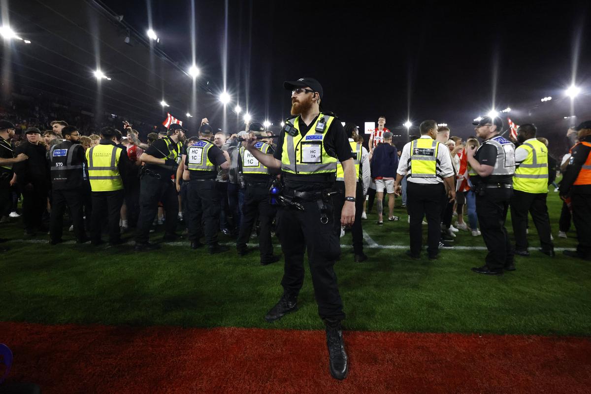 Știm finala pentru ultimul loc de Premier League » Imagini senzaționale pe Elland Road și St. Mary's Stadium