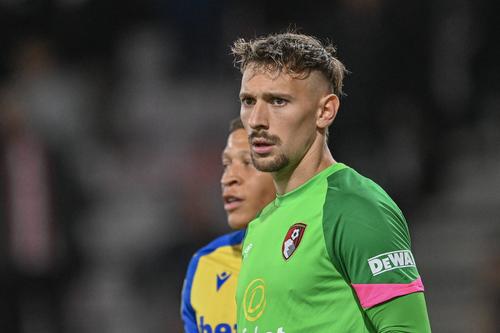 Ionuț Radu, în una dintre puținele apariții în Premier League / Foto: Imago