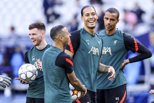 Joel Matip, Virgil Van Dijk, Thiago Alcantara și Andrew Robertson / Foto: Imago